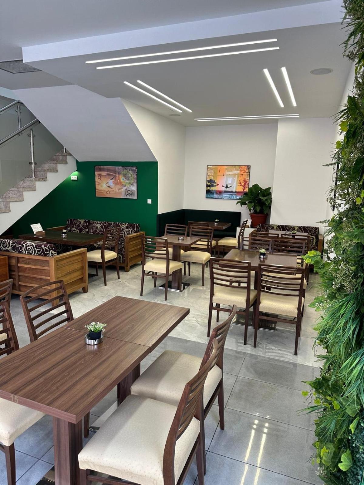 Hotel Oaza Кониц Экстерьер фото